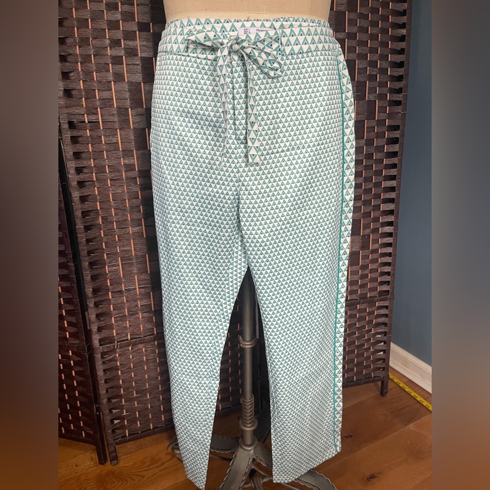 Christy & Co. Green Geometric Print Pants, NEW, Size Large.